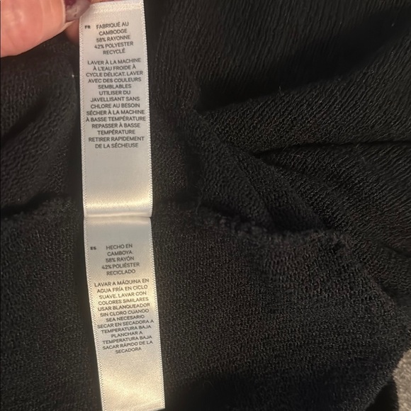 Joe Fresh Black Women's Top - Picture 7 of 8